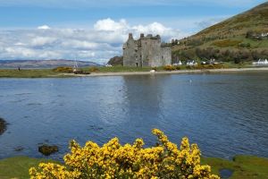 Lochranza Castle (credit CM)